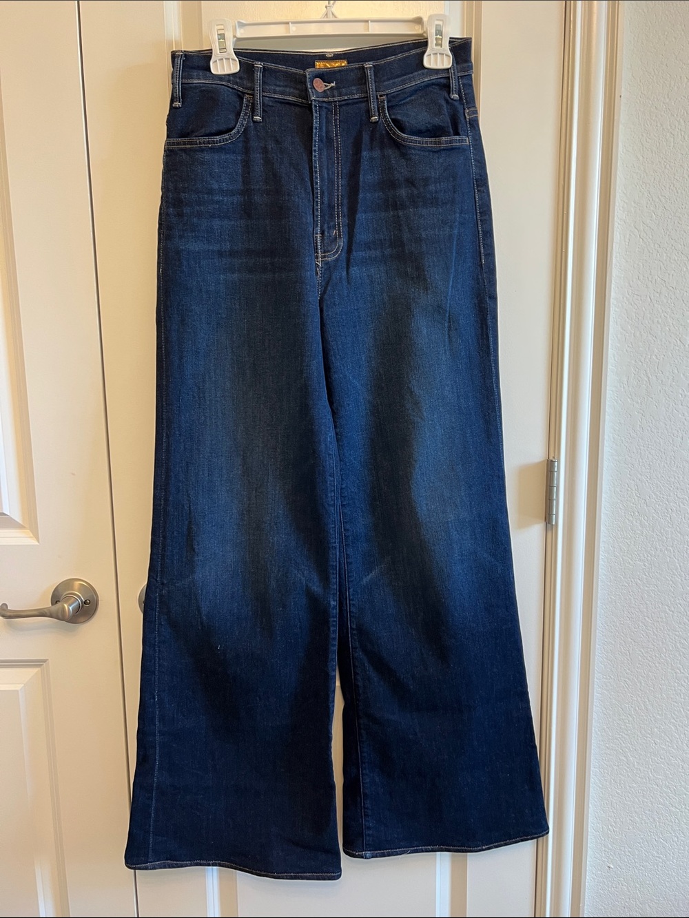 MOTHER The Hustler Roller wide leg dark stretch jeans